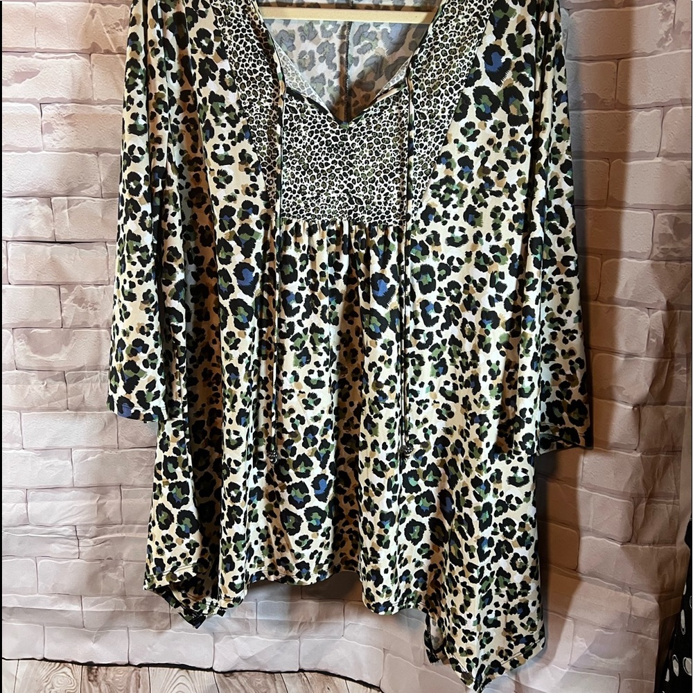 Cheetah shark bite Hem Tunic